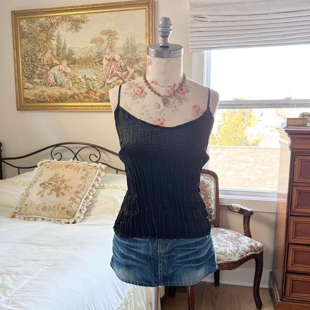 black crinkle cami

y2k nygard petite black‎ crinkle cami medium